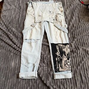 Men's Slim Straight Jeans with Artistic Patch